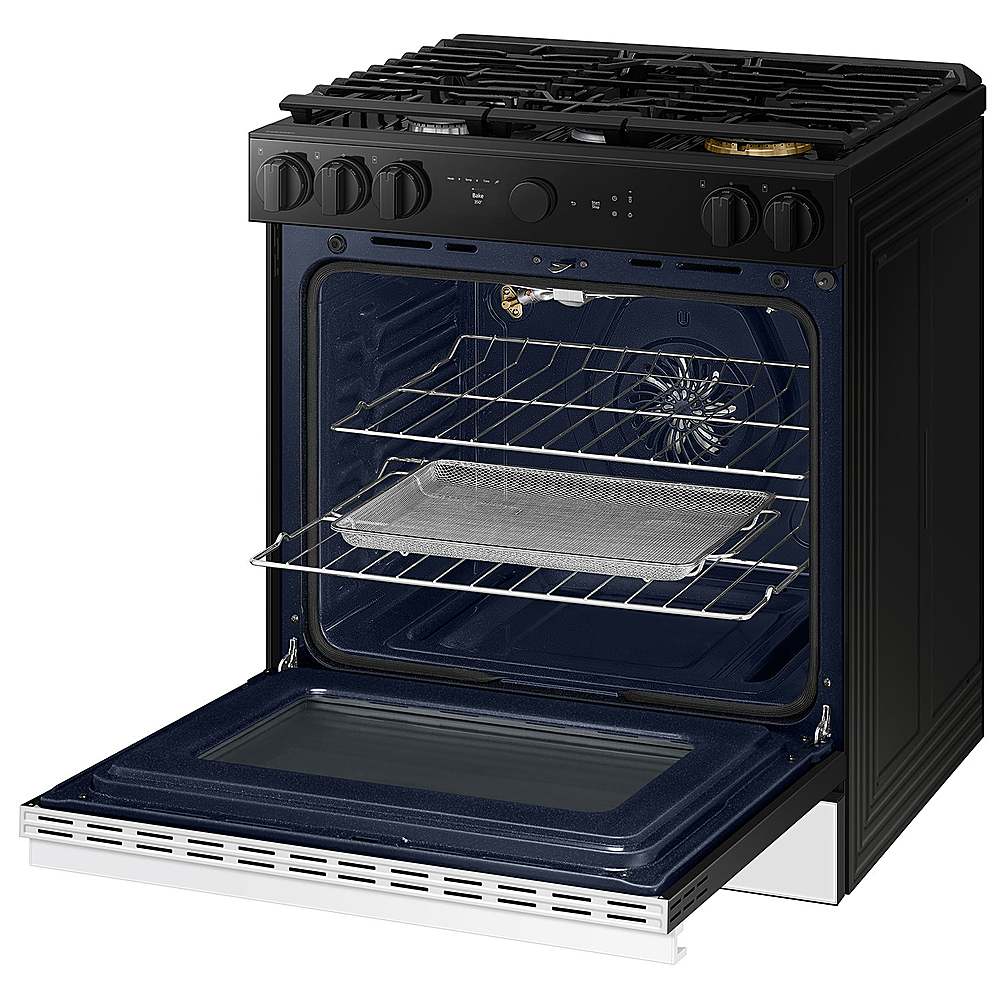 Alt View 19. Samsung - Bespoke 6.0 Cu. Ft. Slide-In Gas Range with Smart Oven Camera - White Glass.