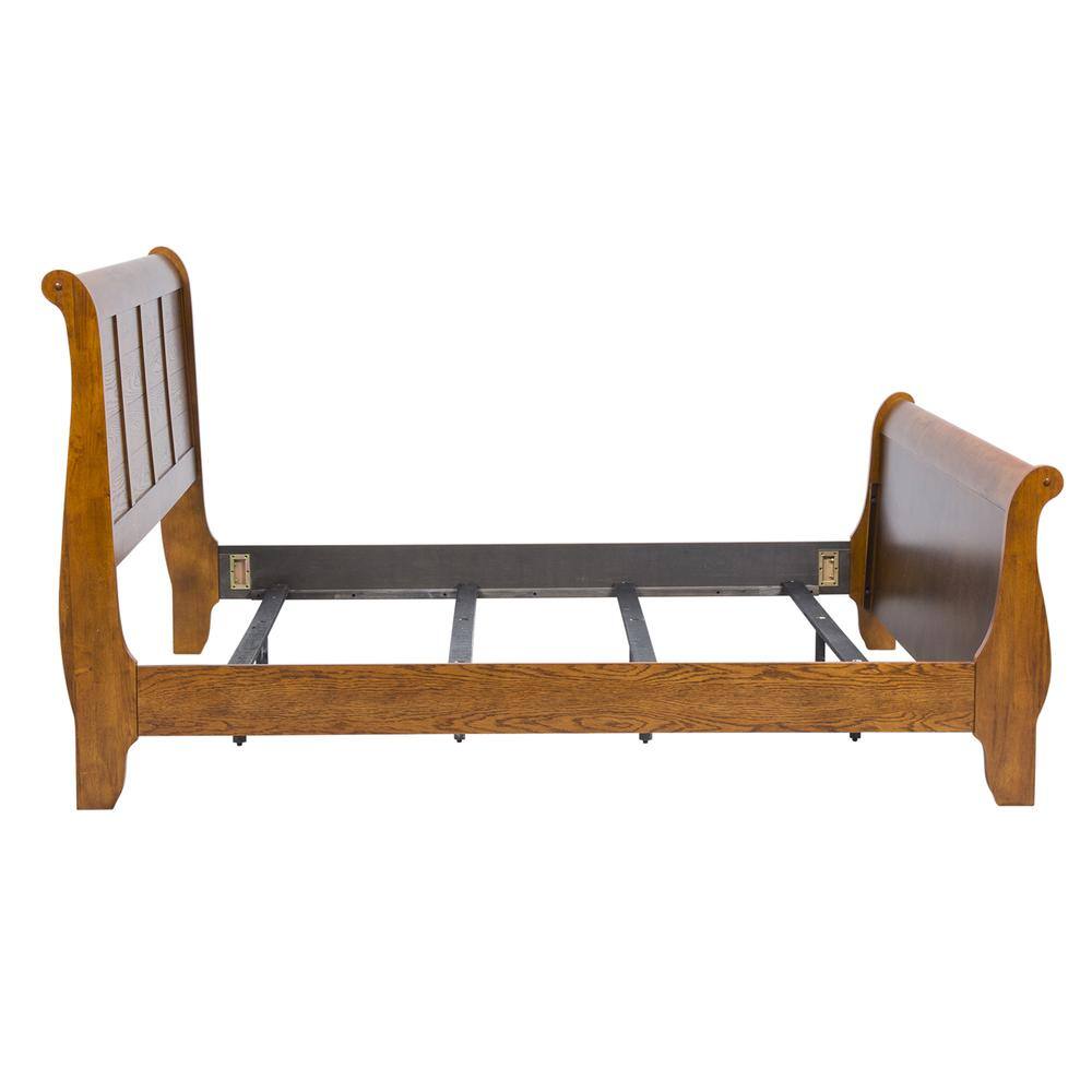 Front. Liberty Furniture Industries - Grandpas Cabin King Sleigh Bed in Aged Oak - Brown.