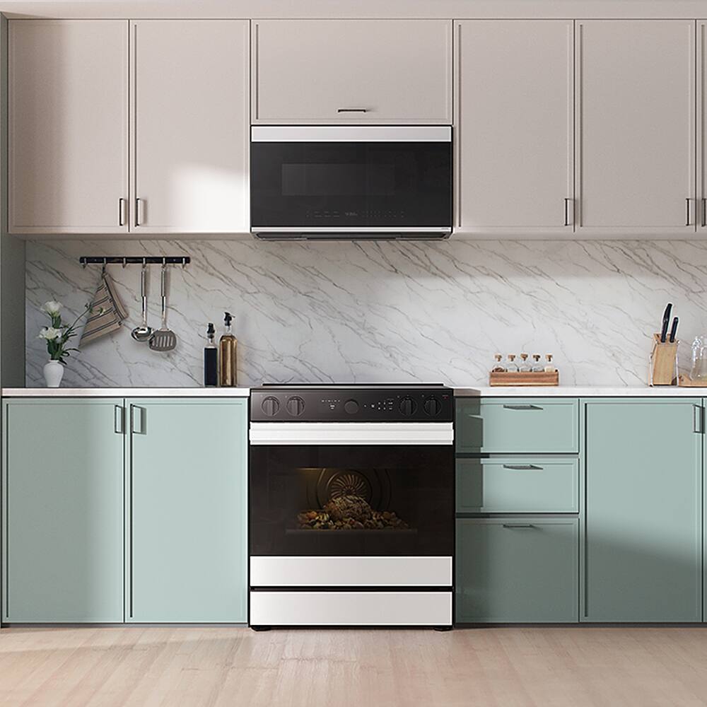 Alt View 11. Samsung - Bespoke 6.3 Cu. Ft. Slide-In Electric Range with Air Sous Vide - White Glass.