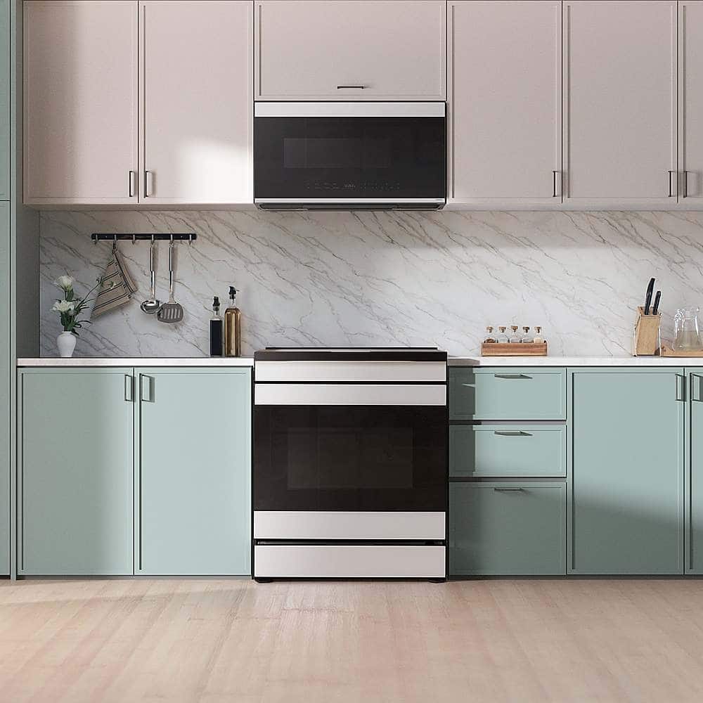 Alt View 11. Samsung - Bespoke 6.3 Cu. Ft. Slide-In Electric Induction Range AI Home Display - White Glass.