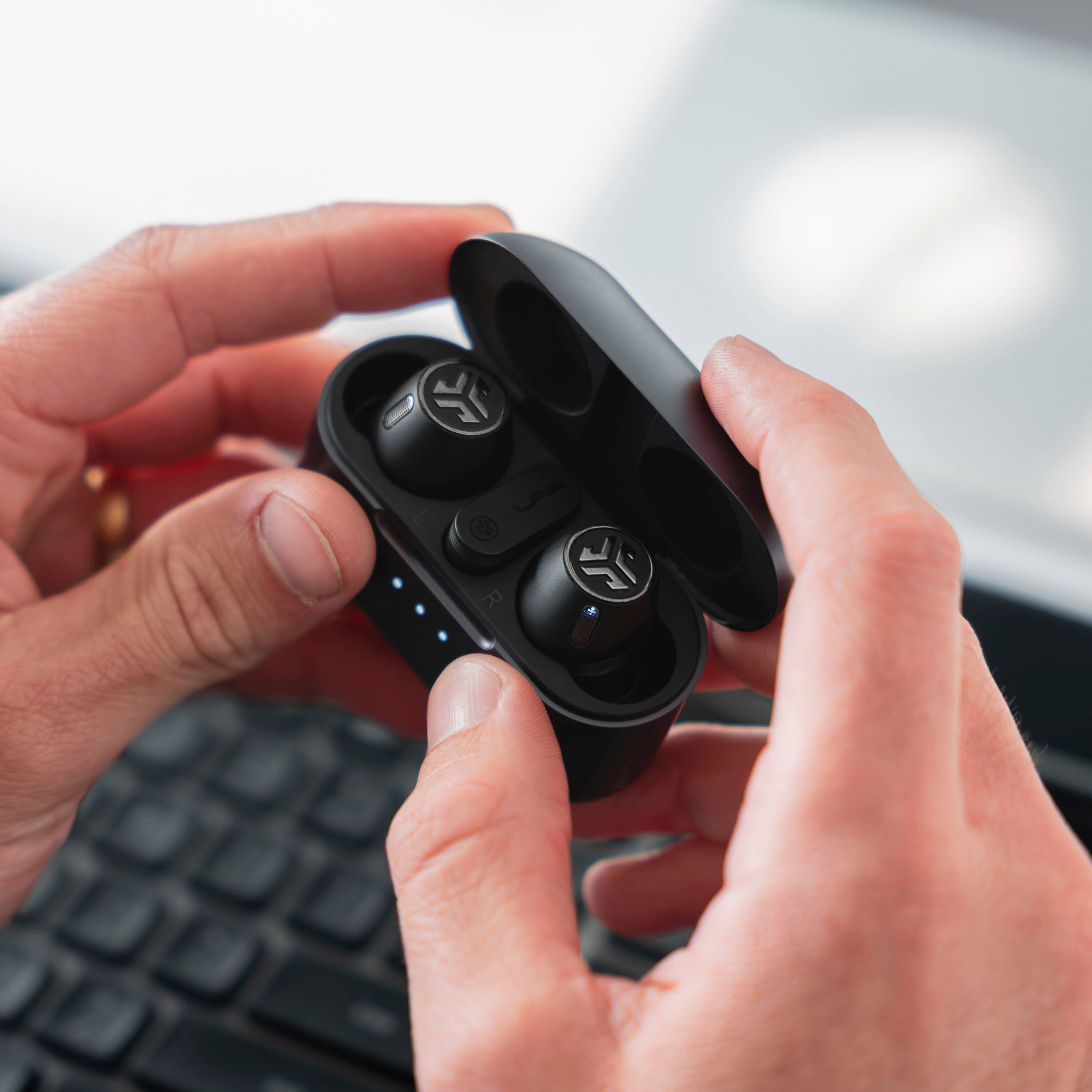 Alt View 21. JLab - Epic Lab Edition True Wireless Earbuds - Black.