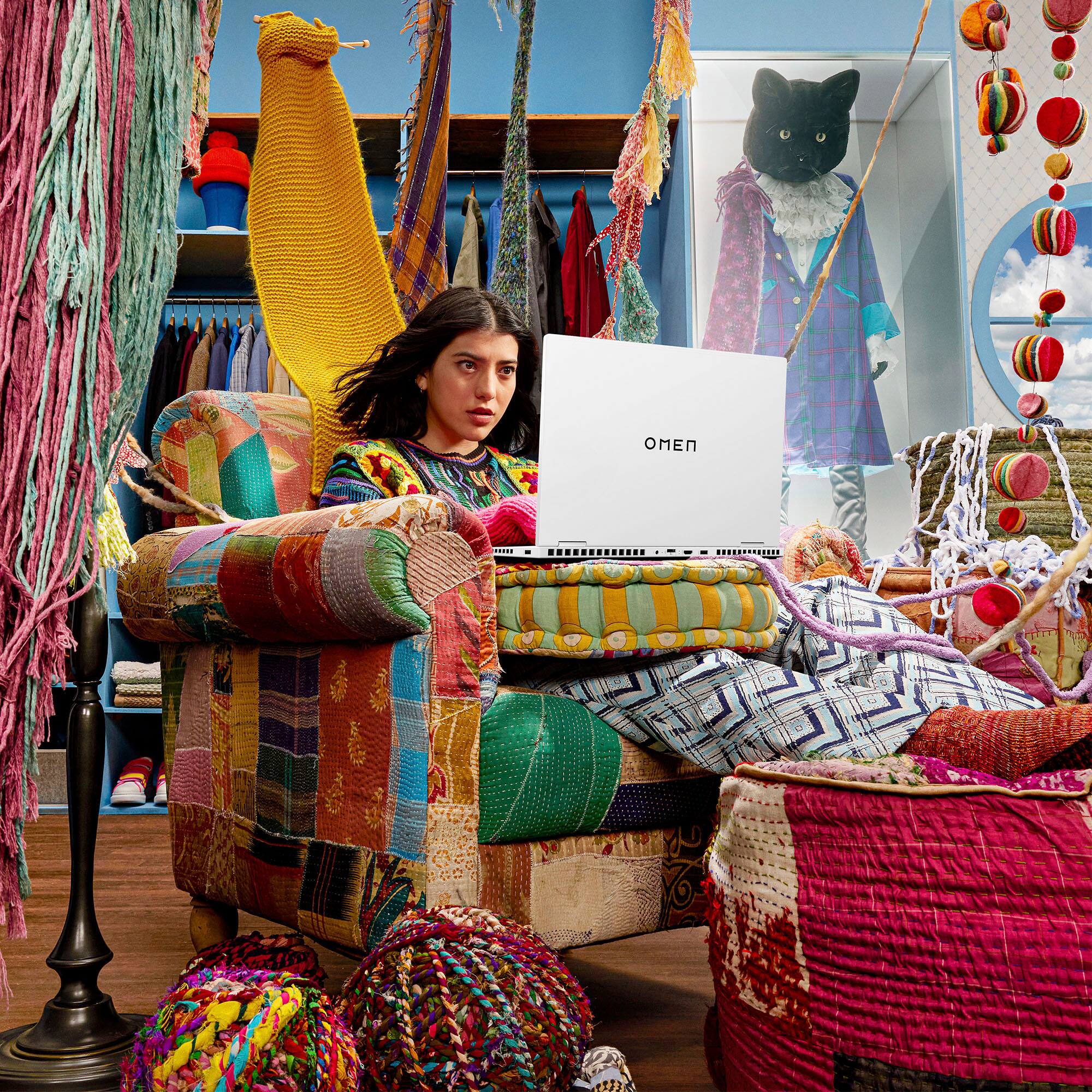 Alt View 12. HP OMEN - Transcend 16" Wide Quad XGA Gaming Laptop - Intel Core i9-14900HX - 16GB DDR5 Memory - NVIDIA GeForce RTX 4070 - 1TB SSD - Ceramic White.