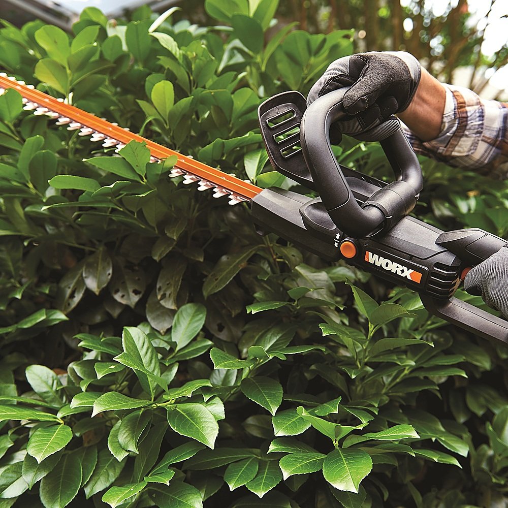 Worx Wg217 4.5 Amp 24 Rotating Head Electric Hedge Trimmer : Target