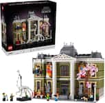 LEGO - Icons Natural History Museum Build and Display Set 10326