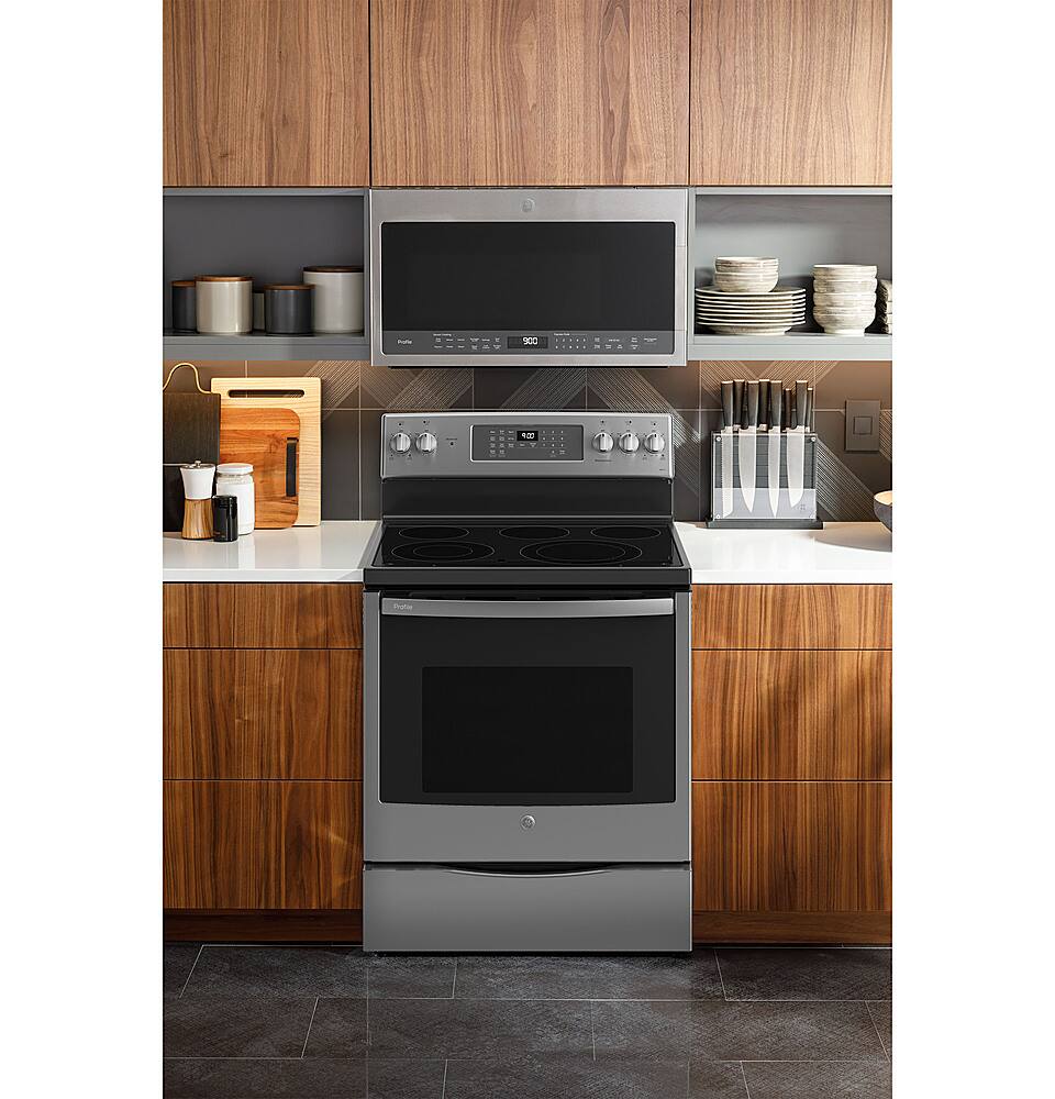 Alt View 14. GE Profile - 30" Smart  Free-Standing Electric Convection Range with Self-Clean and Steam Clean with No Preheat Air Fry - Stainless Steel.