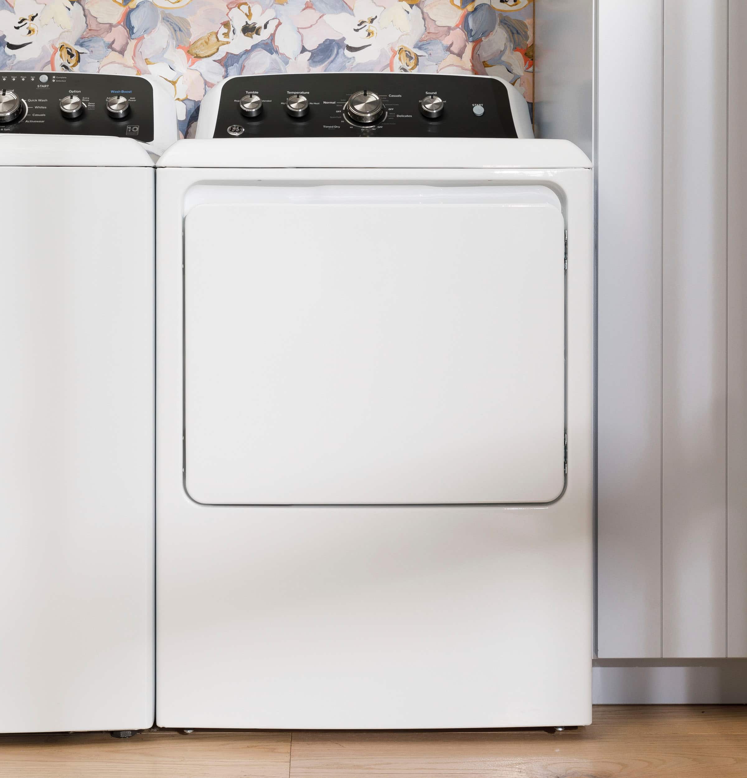 Alt View 16. GE - 7.2 Cu. Ft. Electric Dryer with Long Venting up to 120 Ft. - White with Silver Matte.