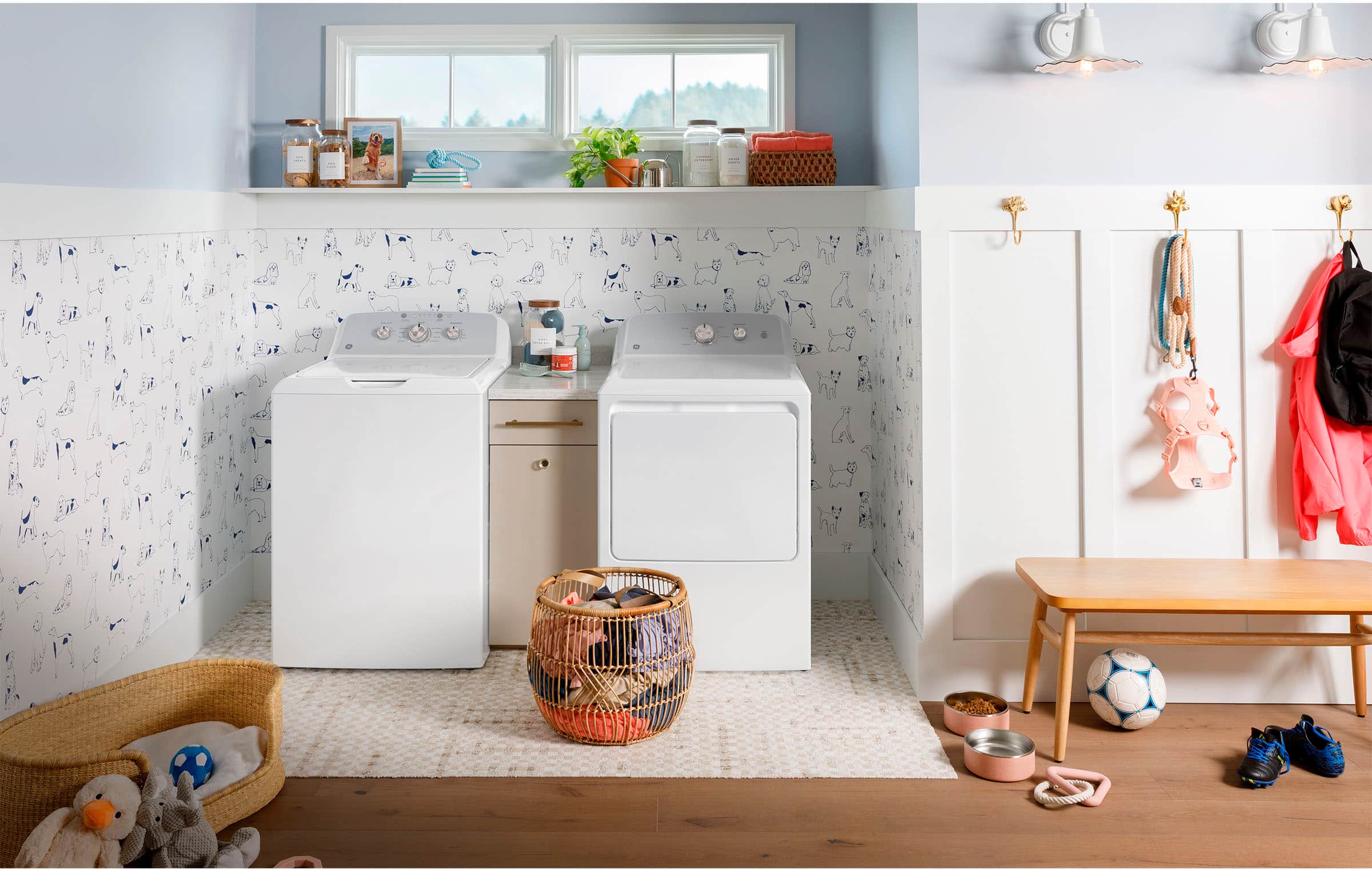 Alt View 14. GE - 4.3 Cu. Ft. High-Efficiency Top Load Washer with Cold Plus - White with Silver Matte.