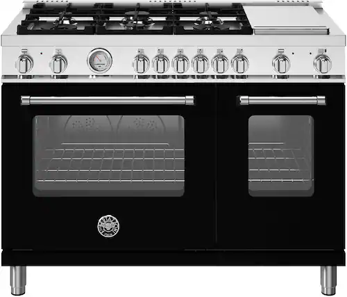 Front. Bertazzoni - 48" Master Series range - Dual Fuel - 6 aluminum burners - Matte Black.