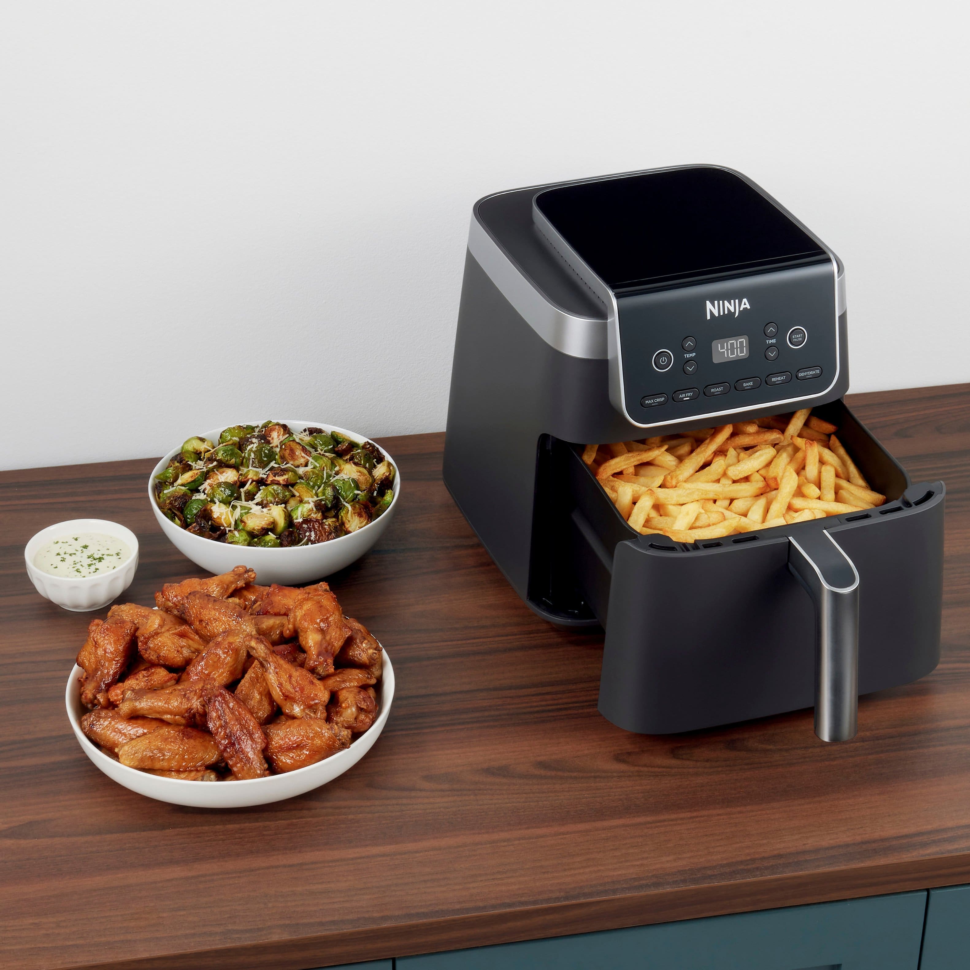 NINJA - 400 - Make meals and more Whip up everything from crispy snacks to meals and desserts all in one place.