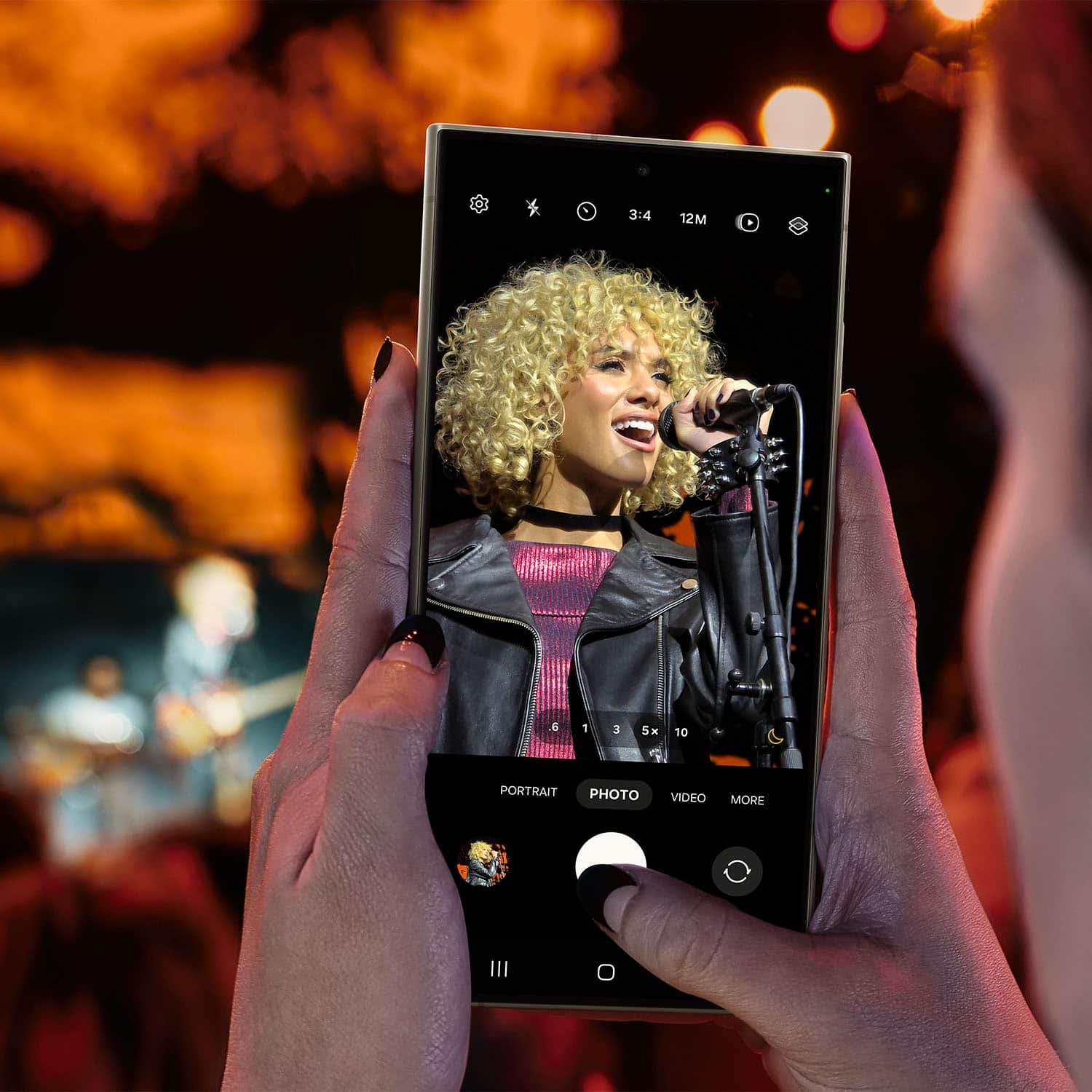 Alt View 14. Samsung - Galaxy S24 Ultra 512GB - Titanium Black.