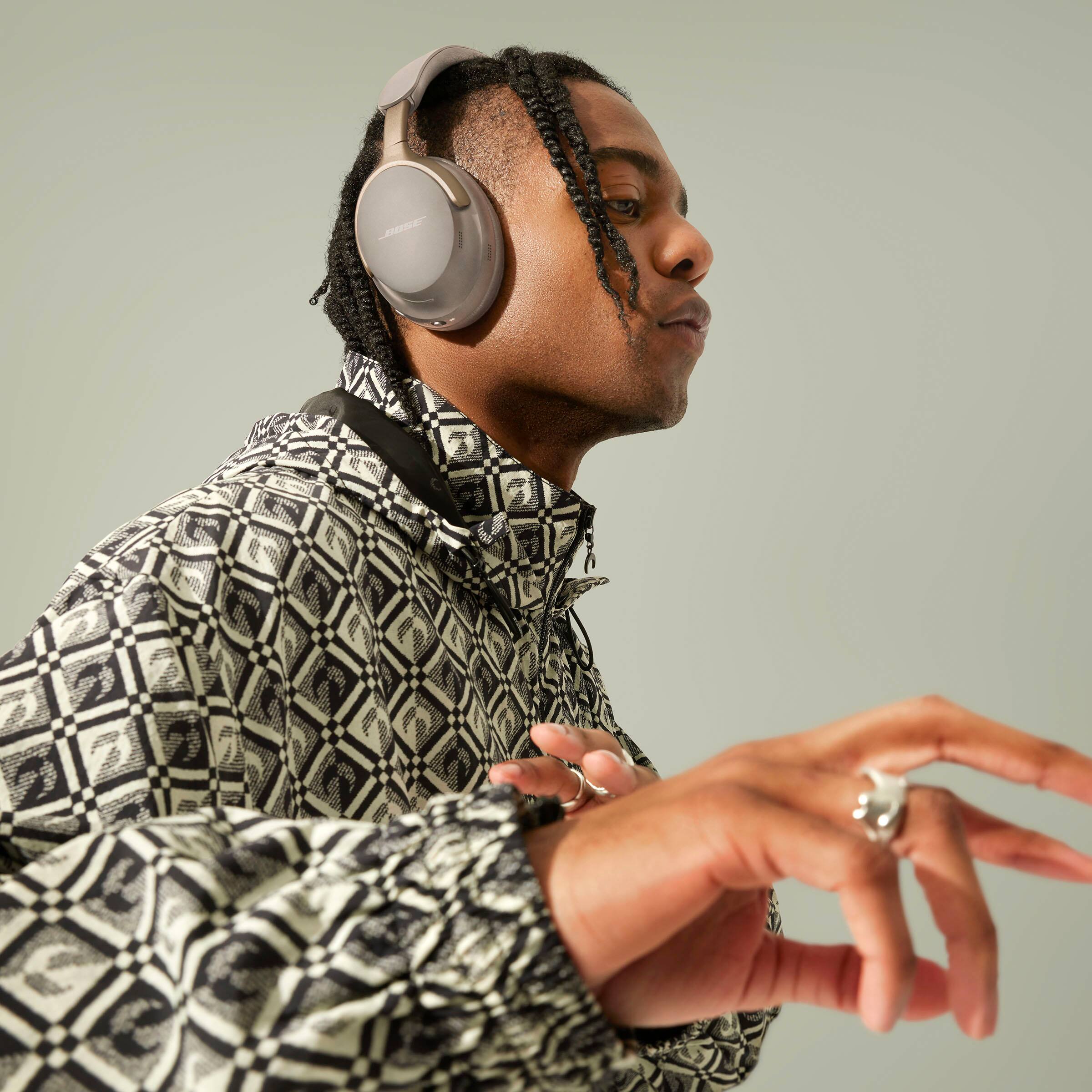 Bose QuietComfort Ultra Wireless Noise Cancelling Over the Ear 