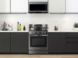 Samsung - Open Box 6.0 Cu. Ft. Freestanding Gas Convection Range with WiFi and No-Preheat Air Fry - Black Stainless Steel - Alt_View_Zoom_11