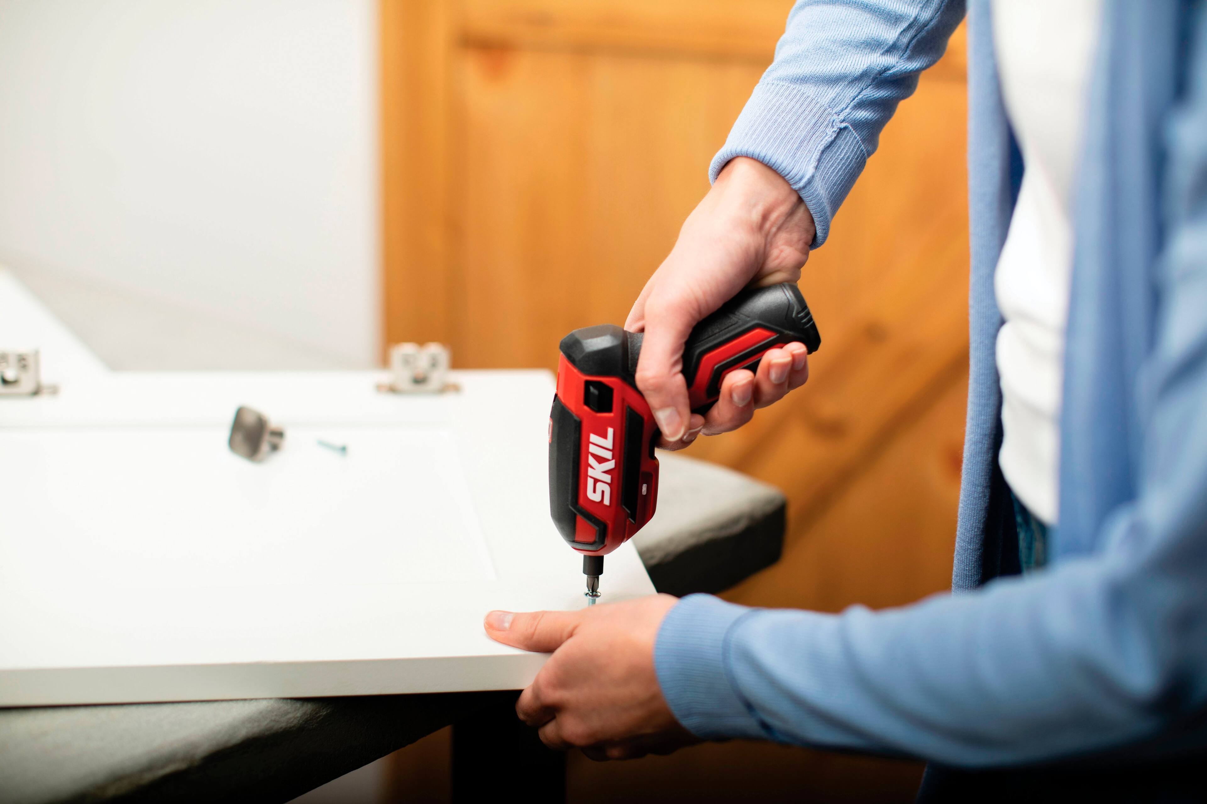 Alt View 15. Skil - SKIL Rechargeable 4V CordlessPistol Grip Screwdriver with kit - red/black.