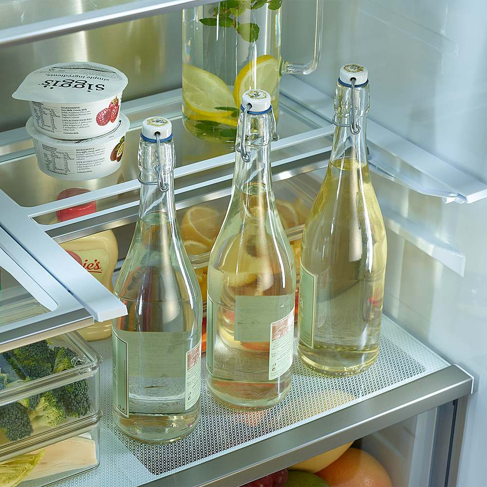 Alt View 24. Samsung - Bespoke 29 Cu. Ft. 4-Door Flex French Door Smart Refrigerator with AI Family Hub+ and AI Vision Inside - White Glass.