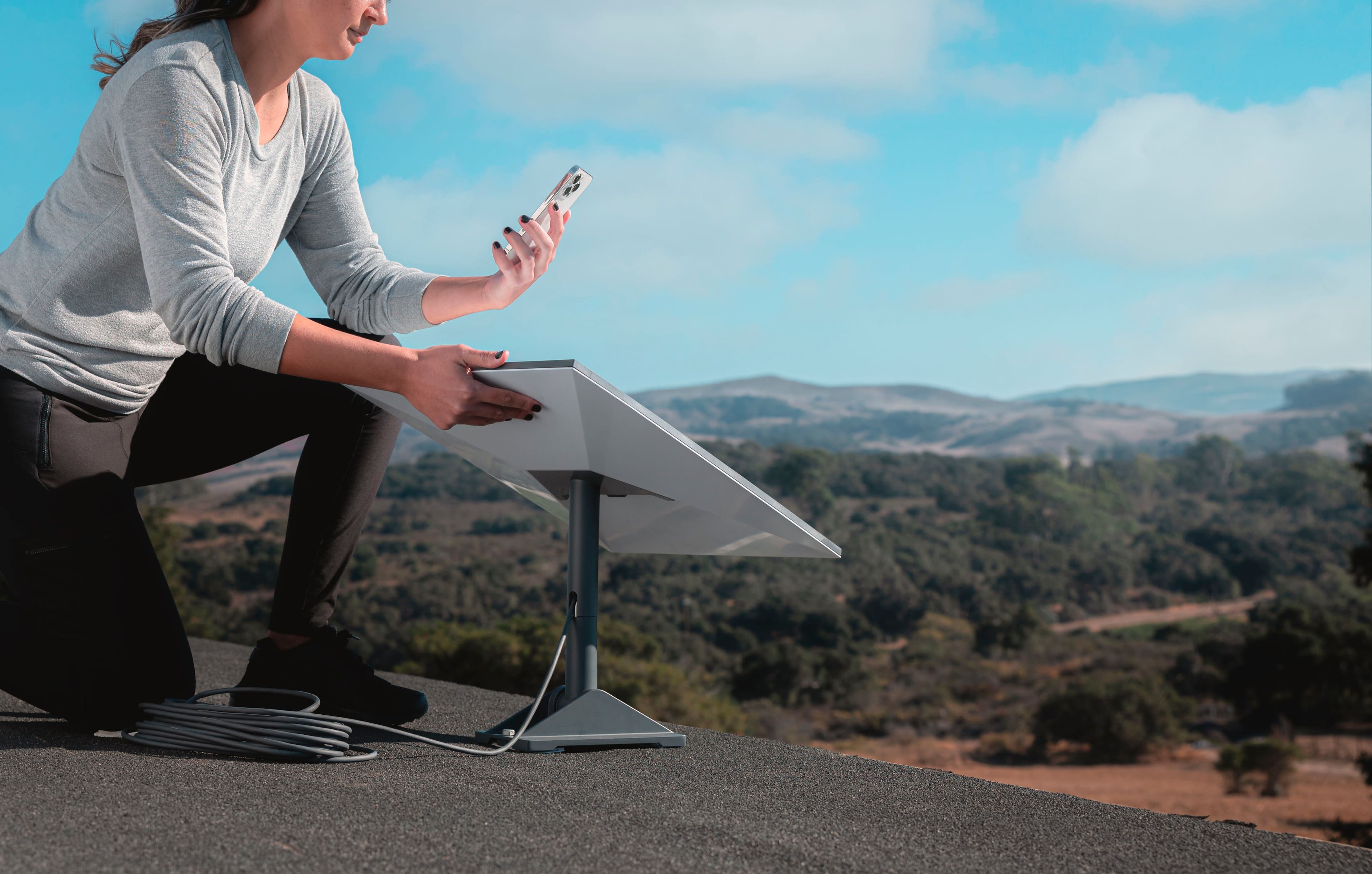 Alt View 21. STARLINK - Standard Kit AX Tri Band Wi-Fi System - White.