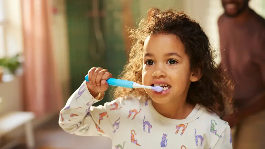Alt View 22. Philips - Philips One for Kids Battery Toothbrush - Gradient Blue Fade.