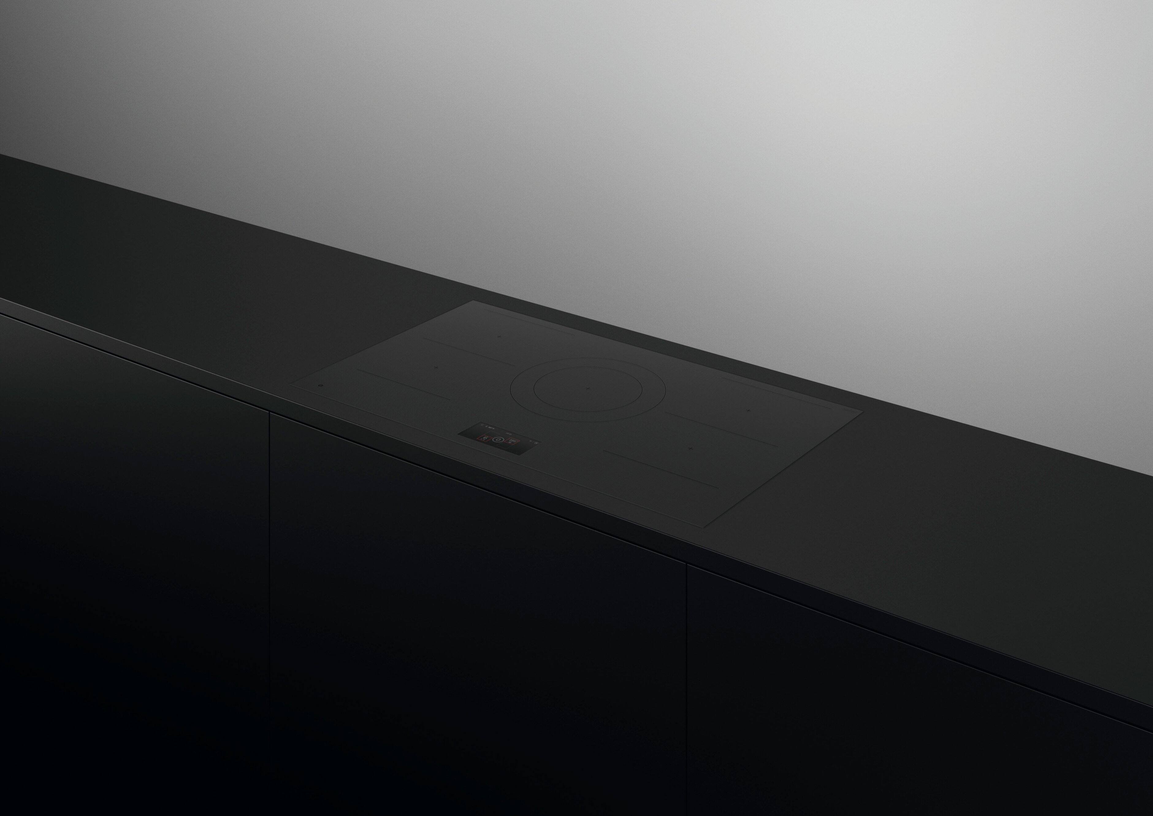 Alt View 12. Fisher & Paykel - 36" Primary Modular Electric Cooktop, 5 Burners - Black.