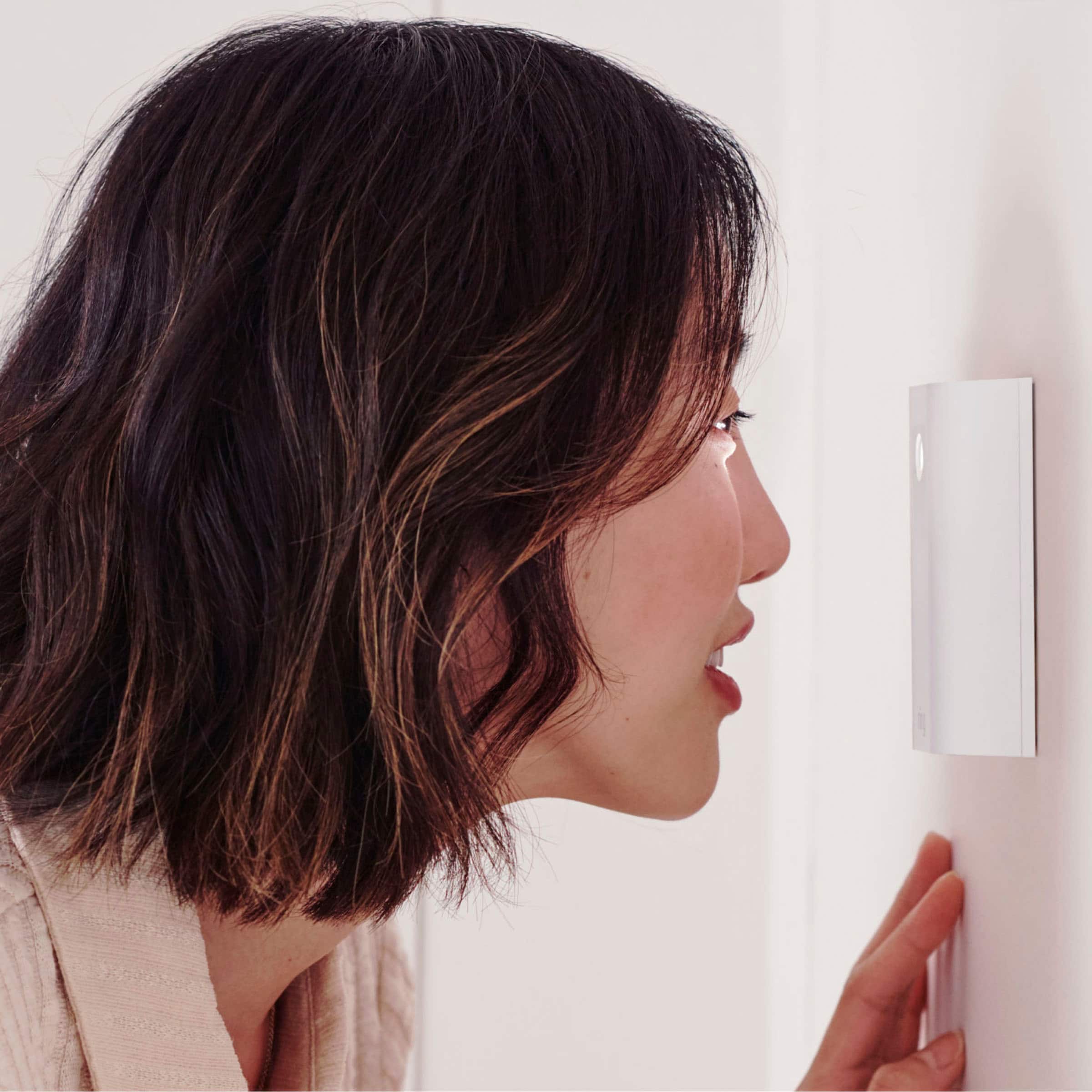 Left. Ring - Peephole Cam Video Doorbell - Battery - Satin Nickel.