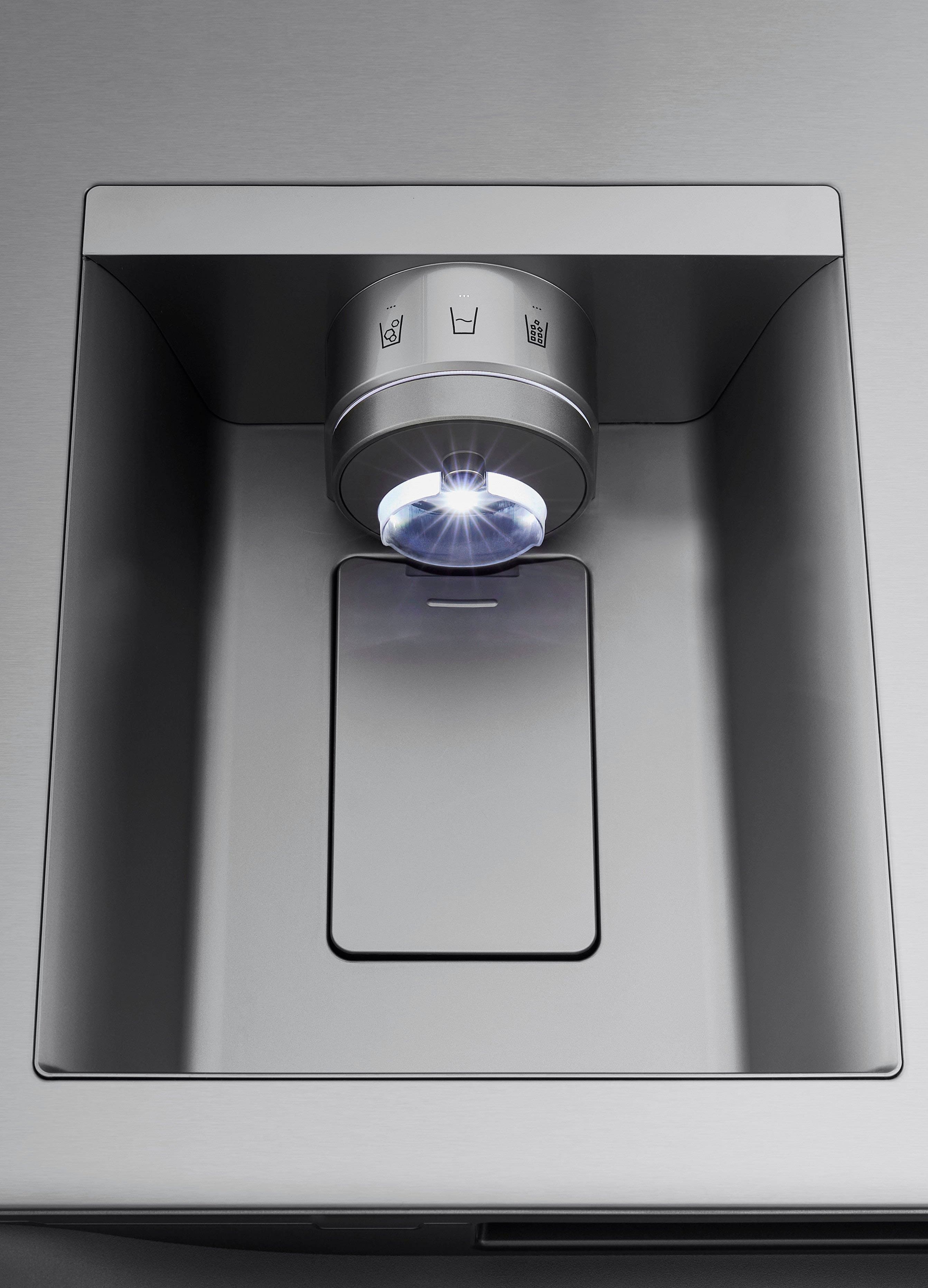 Alt View 36. LG - 27.12 Cu. Ft. Door-in-Door Side-by-Side Refrigerator with SpacePlus Ice System - PrintProof Stainless Steel.