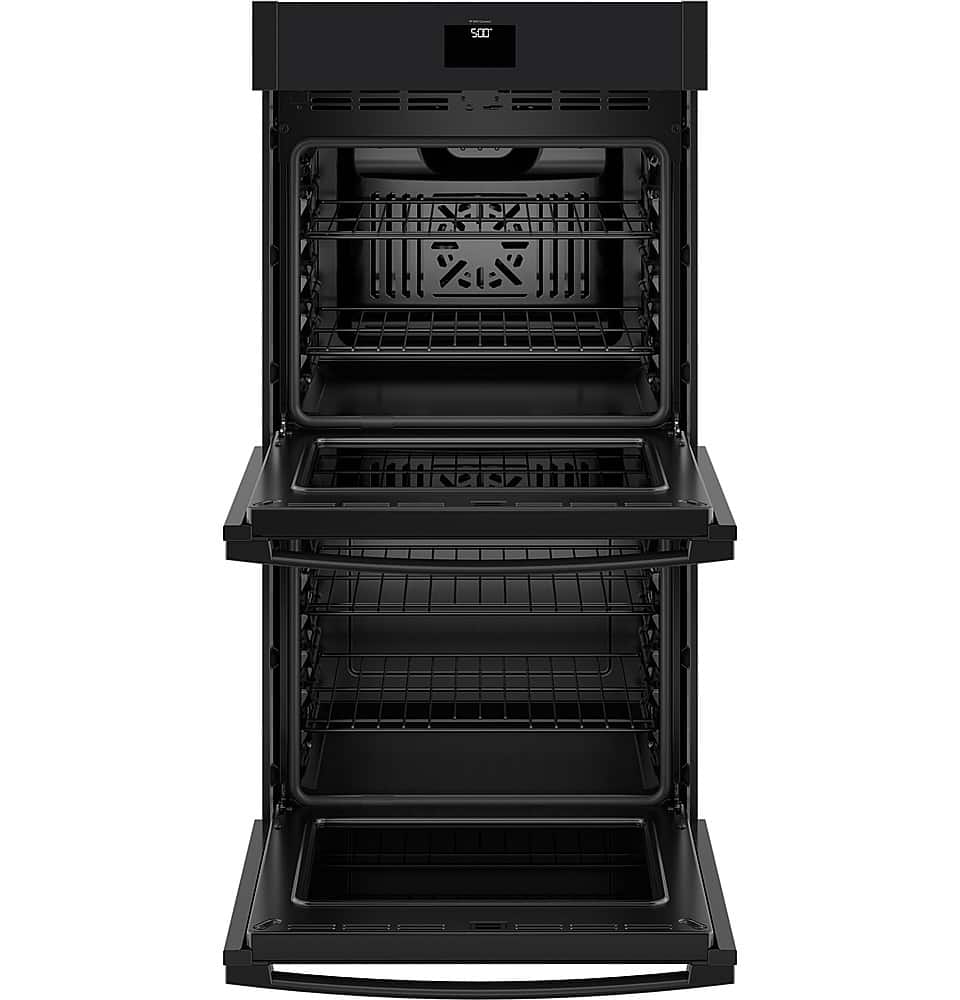 The text on the image reads "S00 X EEL ANEN." However, this text does not appear to be related to the image of the black oven. It is possible that the text is unrelated or a part of the image's metadata.