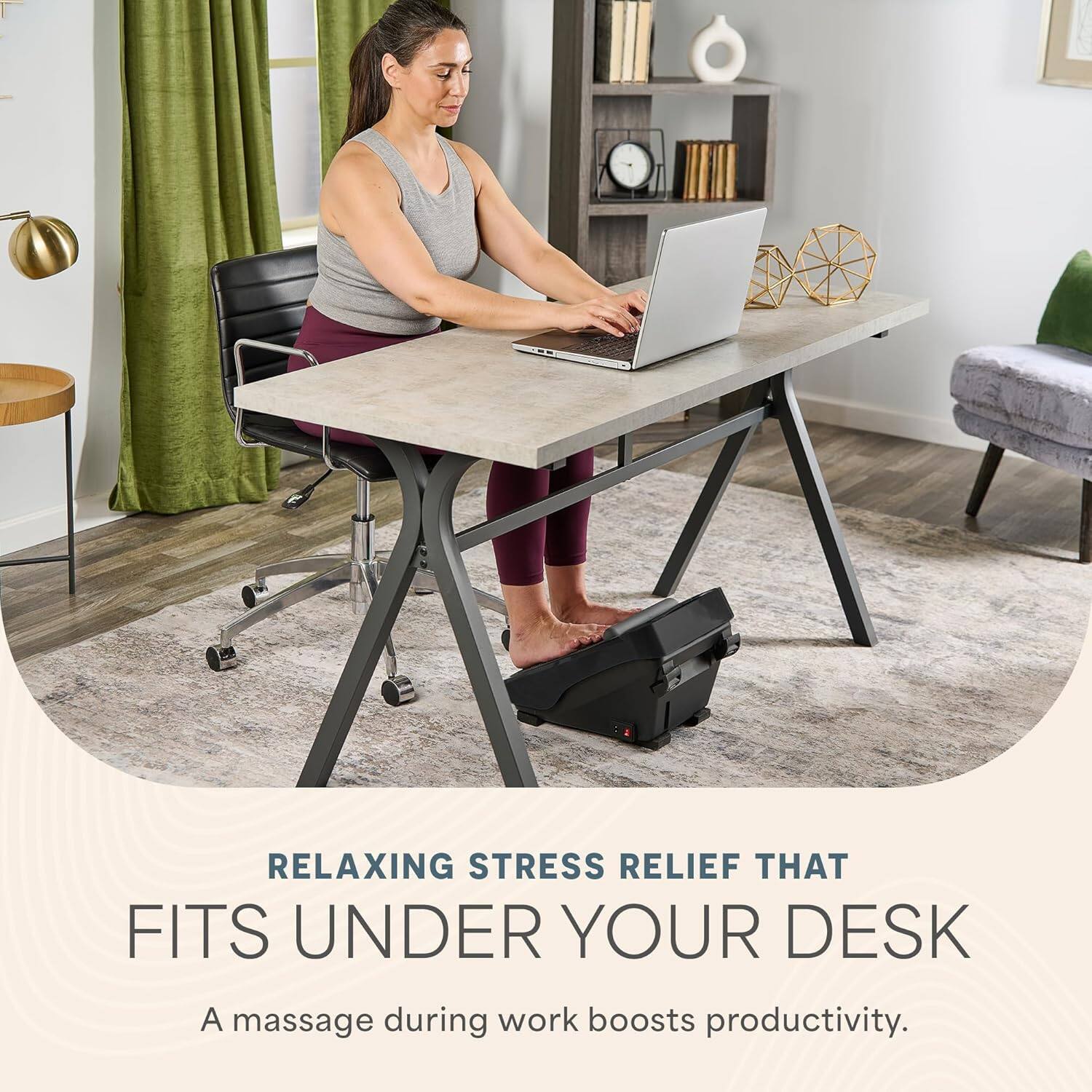 RELAXING STRESS RELIEF THAT FITS UNDER YOUR DESK

A massage during work boosts productivity.