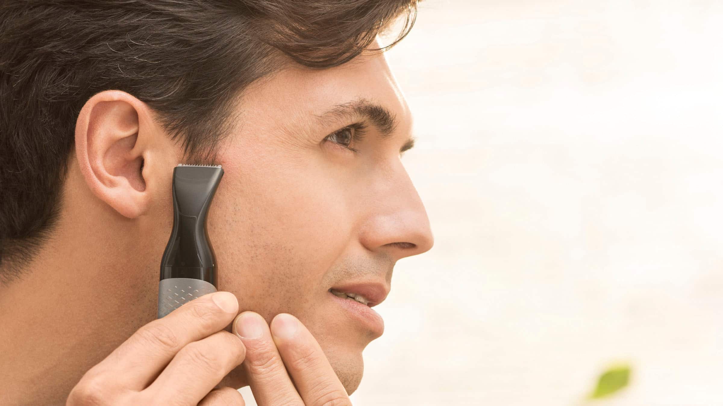 Alt View 18. Philips Norelco - Philips Norelco Nose Trimmer 5000 for Nose, Ears, Eyebrows Trimming Kit, NT5600/62 - Black/Silver.