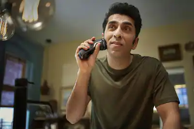 Philips Norelco - Series 3000 Rechargeable Wet/Dry Electric Shaver - Black Philips Norelco - Series 3000 Rechargeable Wet/Dry Electric Shaver - Black