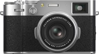 Fujifilm X Series X100VI 40.2MP Digital Camera Silver - Best Buy Fujifilm X Series X100VI 40.2MP Digital Camera Silver - Best Buy