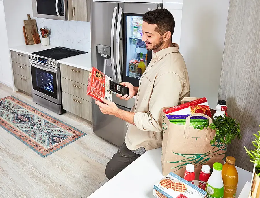 Alt View 36. LG - 6.3 Cu. Ft. Slide-In Electric True Convection Range with EasyClean and Air Fry - PrintProof Stainless Steel.