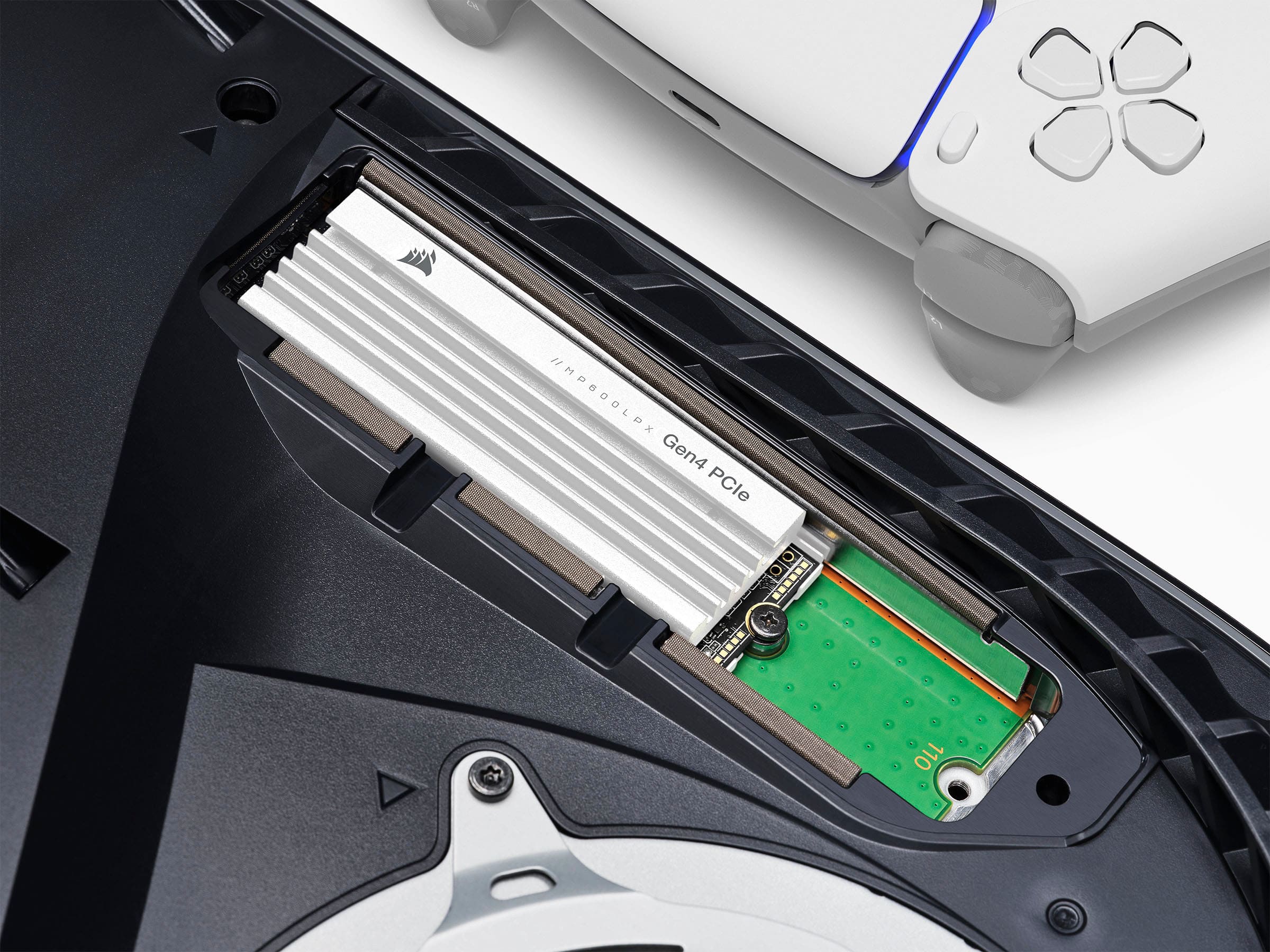 Alt View 19. CORSAIR - MP600 PRO LPX 2TB Internal SSD PCIe Gen 4 x4 NVMe with Heatsink for PS5 - White.