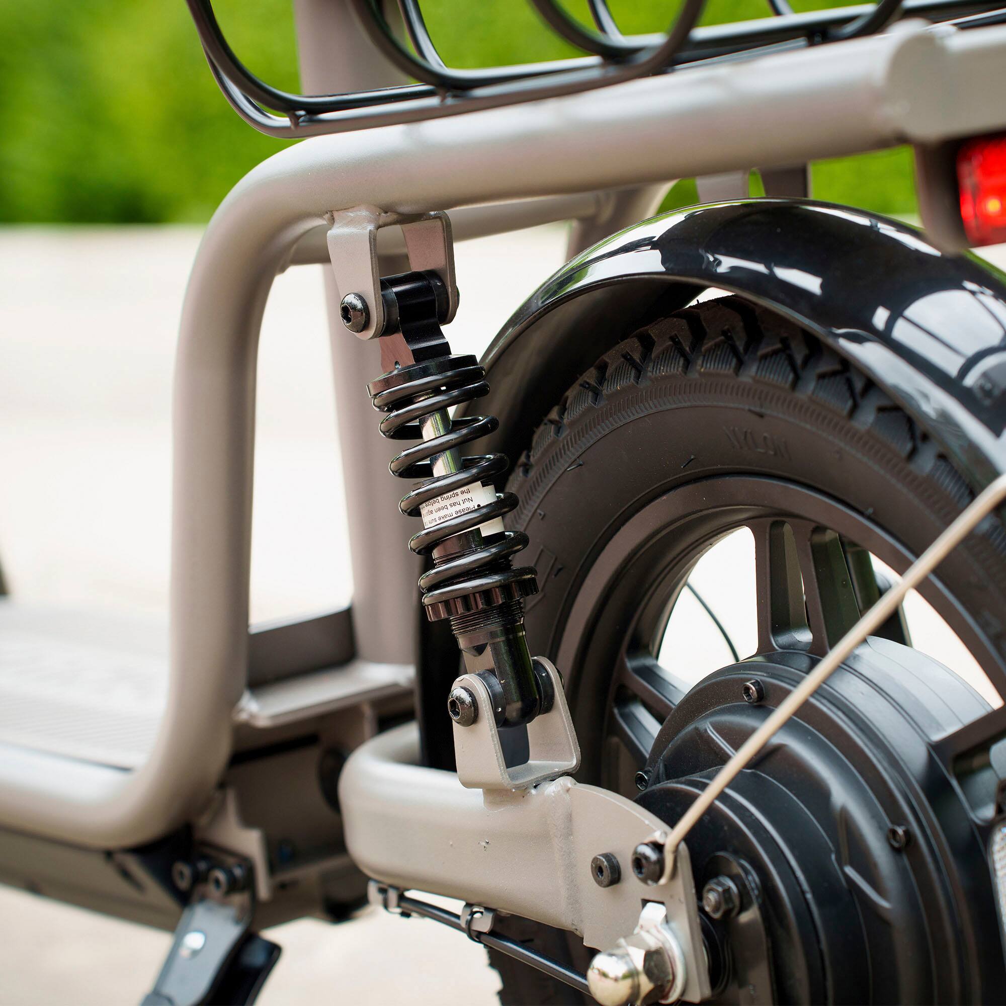 GoTrax FLEX VOYAGER Electric Scooter w/15mi Operating Range & 15.5mph