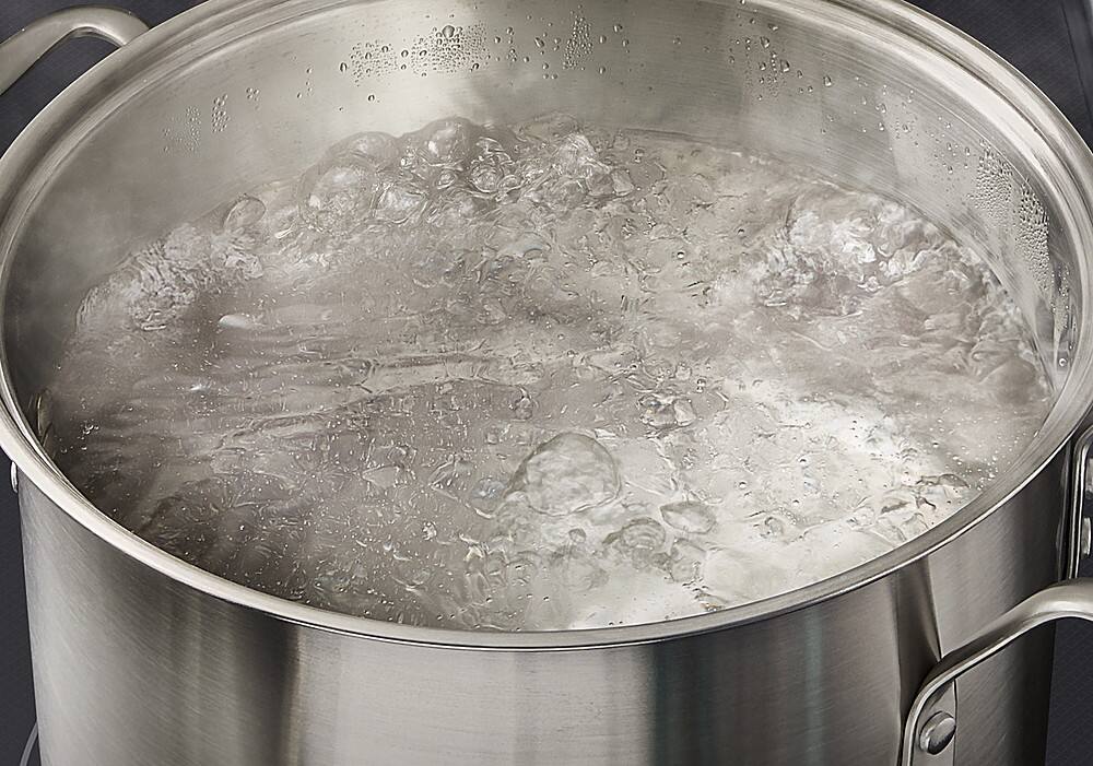 Alt View 16. LG - 36" Built-in Electric Induction Cooktop with 5 Elements and UltraHeat 4.3kW Power Element - Black Ceramic.