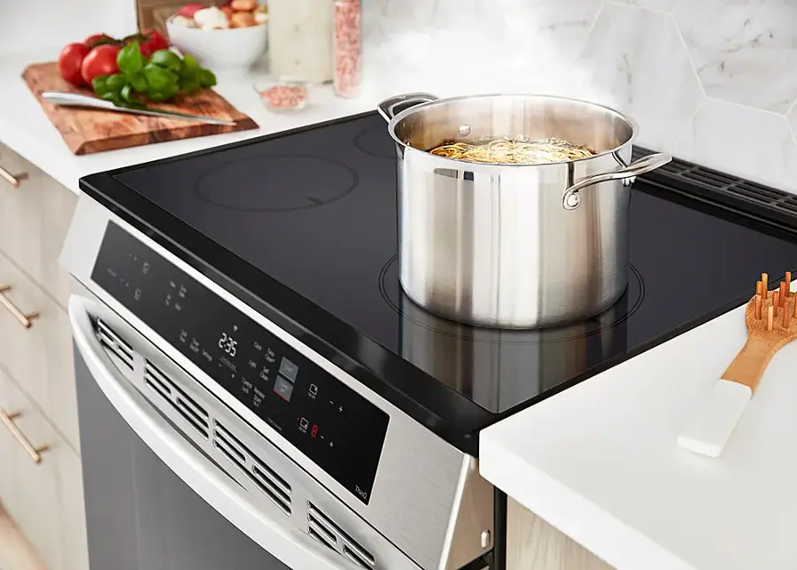 Alt View 25. LG - 6.3 Cu. Ft. Smart Slide-in Electric Induction True Convection Range with EasyClean and Air Fry - PrintProof Stainless Steel.