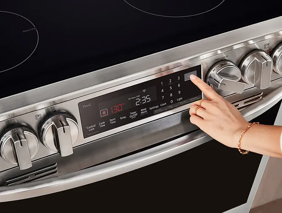 Alt View 28. LG - 6.3 Cu. Ft. Slide-In Electric Induction True Convection Range with EasyClean and Air Fry - PrintProof Stainless Steel.