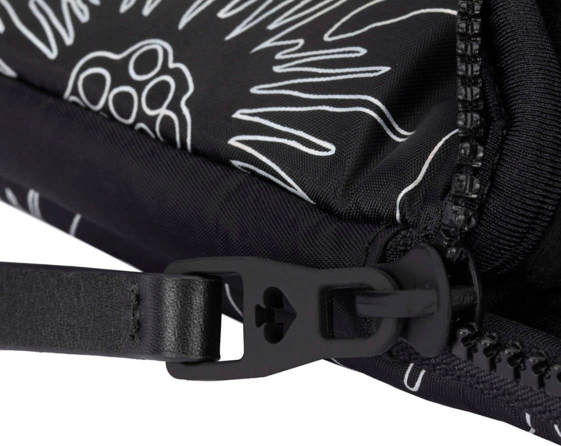 Alt View 15. kate spade new york - Puffer Sleeve for up to 14" Laptop - Hollyhock Iridescent Black.