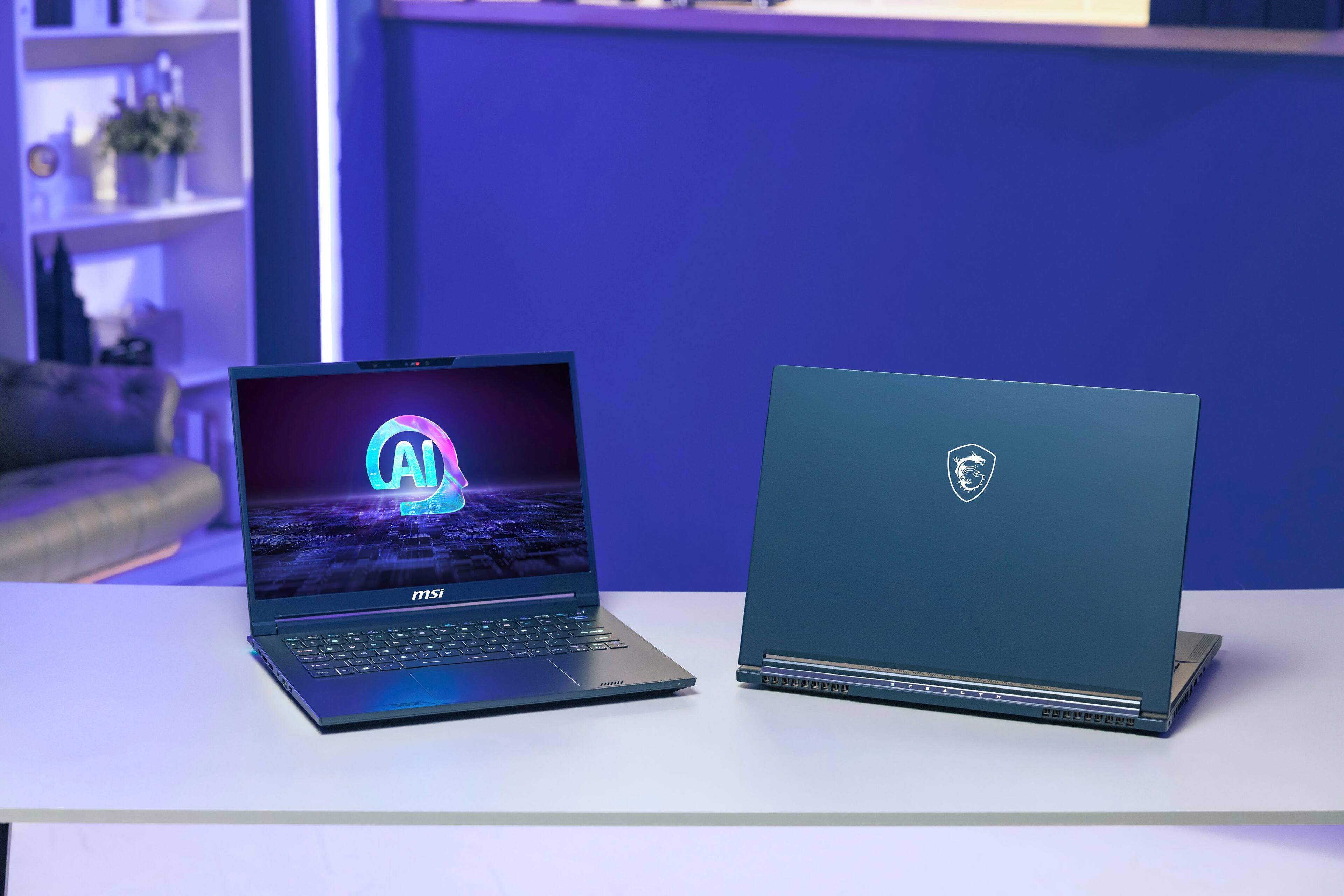 Alt View 7. MSI - Stealth 18 AI 18" 120Hz UHD+ Ultra Thin Gaming Laptop-Intel Core Ultra9-185H with 32GB Memory-RTX 4080-1TB SSD - Star Blue.