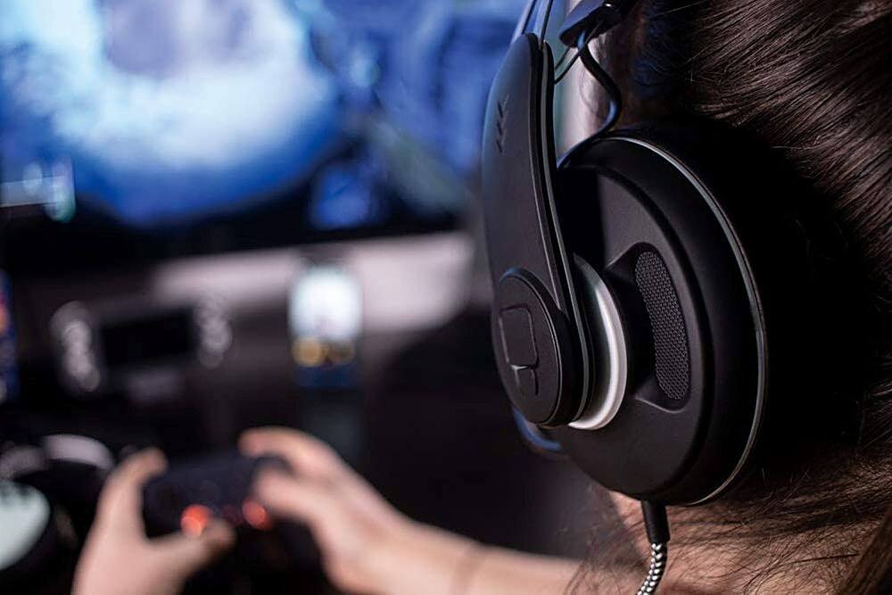 Alt View 13. Venom - Sabre Multi-Format Stereo Gaming Headset - Black.