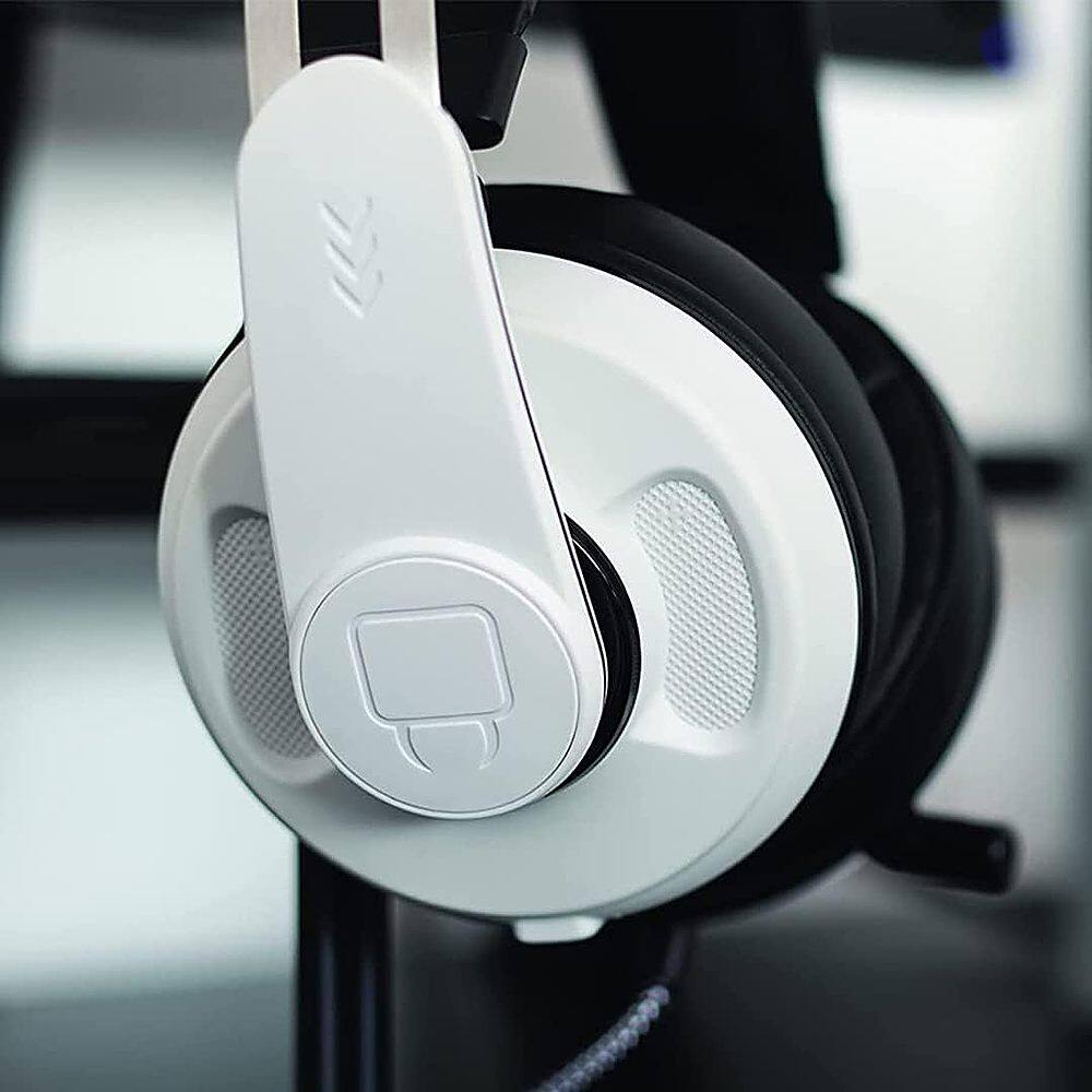 Alt View 11. Venom - Sabre Multi-Format Stereo Gaming Headset - White.