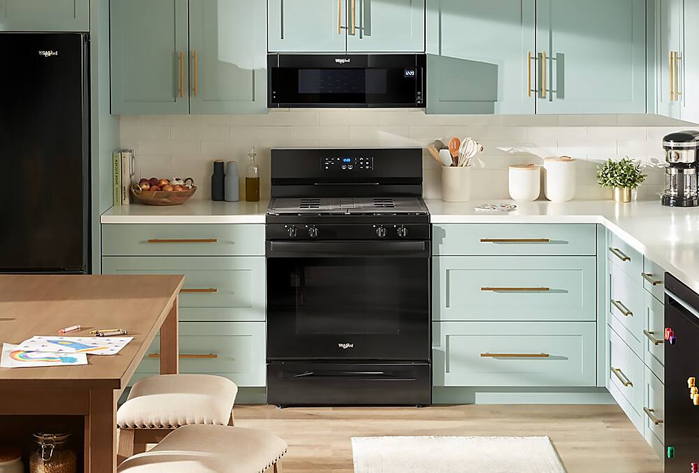 Alt View 22. Whirlpool - 5.3 Cu. Ft. Freestanding Gas Range with Cooktop Flexibility - Black.