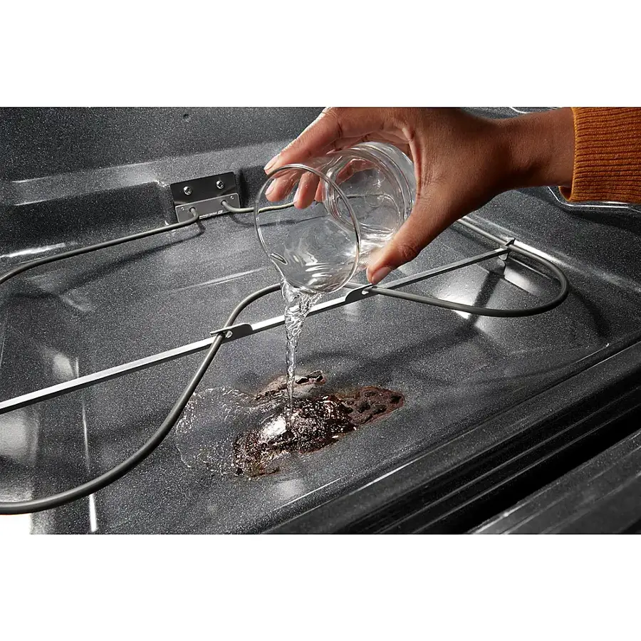 Alt View 18. Whirlpool - 5.3 Cu. Ft. Freestanding Electric Range with Cooktop Flexibility - White.