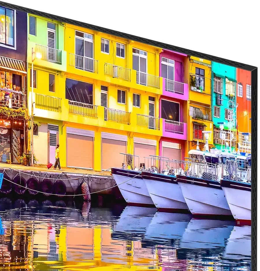 HDR 0+ Neo Quantum HDR 8K Pro ADAPTIVE/GAMING J Take in our best 8K picture with a huge range of contrast and color.