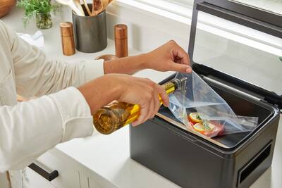 Anova Precision Chamber Vacuum Sealer Black ANCV01-US00 Anova Precision Chamber Vacuum Sealer Black ANCV01-US00