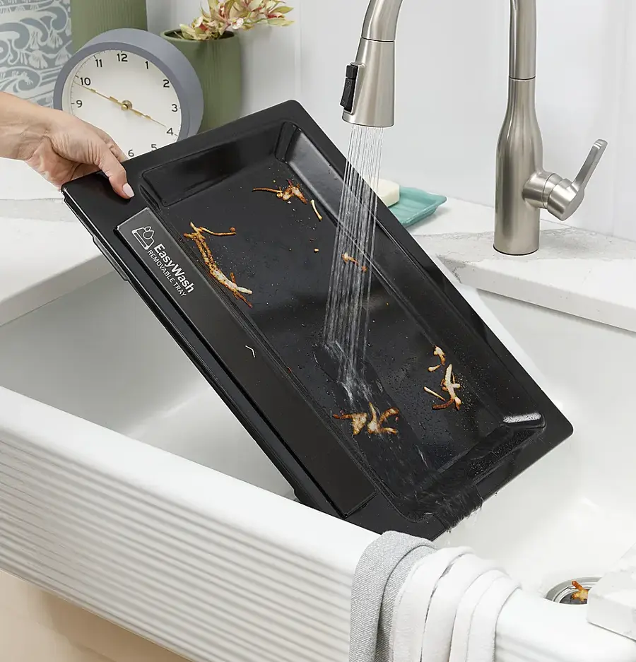 Alt View 24. GE - 5.3 Cu. Ft. Freestanding Electric Convection Range with Steam Cleaning and EasyWash Tray - Black.