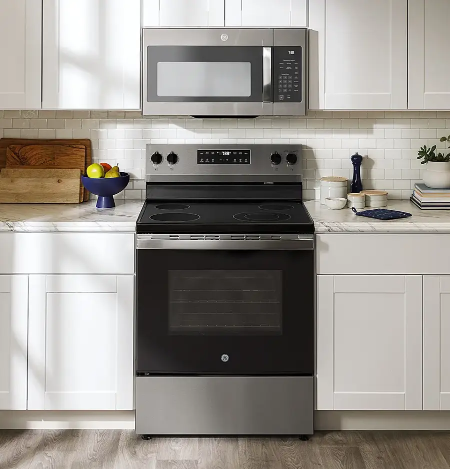 Alt View 17. GE - 5.3 Cu. Ft. Freestanding Electric Range with Steam Cleaning and 4 Burner Radiant Cooktop - Stainless Steel/Black.