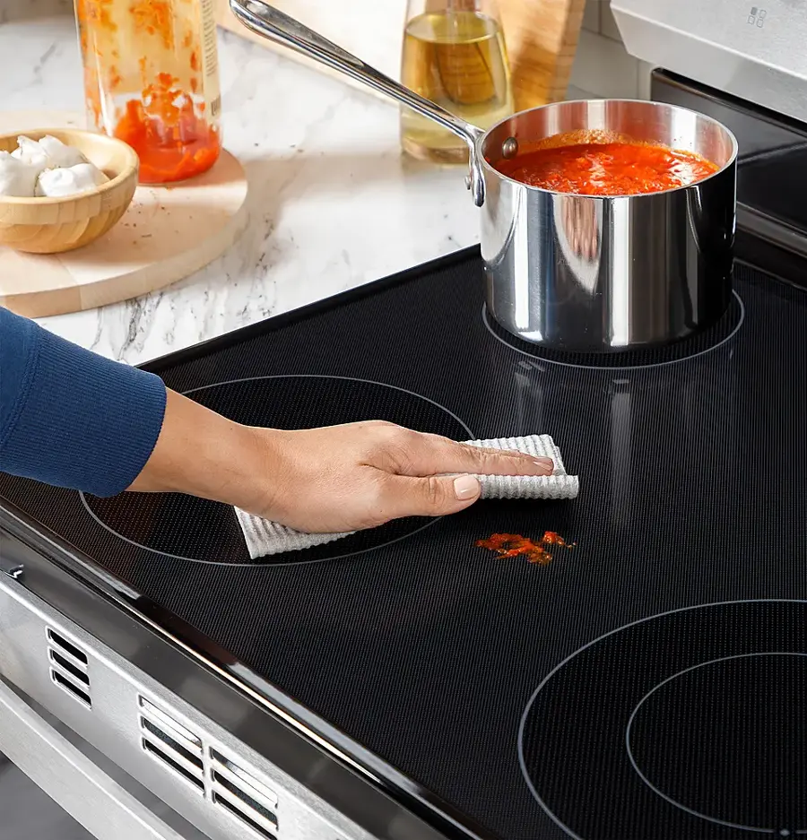 Alt View 22. GE - 5.3 Cu. Ft. Freestanding Electric Range with Steam Cleaning and 4 Burner Radiant Cooktop - Stainless Steel/Black.