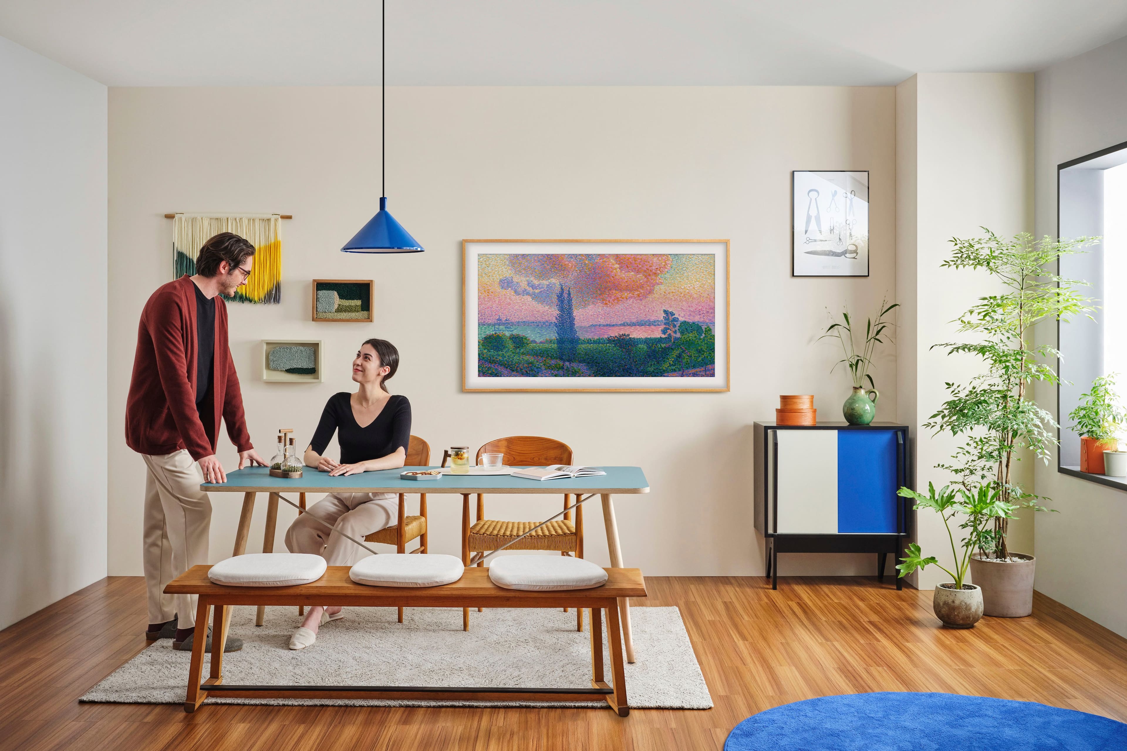 Alt View 20. Samsung - 55” Class LS03D The Frame Series QLED 4K with Anti-Reflection and Slim Fit Wall Mount Included - Black.