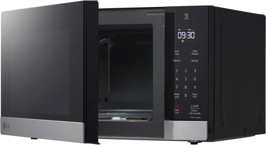Alt View 18. LG - 0.9 Cu. Ft. Countertop Microwave with Sensor Cooking and Smart Inverter - Stainless Steel.
