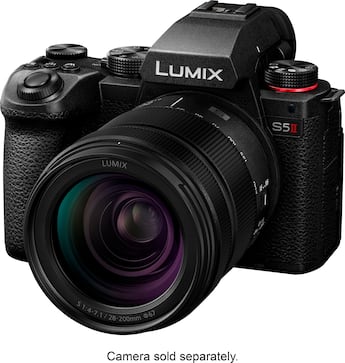 Panasonic LUMIX Full Frame Camera Lens, S 28 200mm F4 7.1 MACRO Panasonic LUMIX Full Frame Camera Lens, S 28 200mm F4 7.1 MACRO