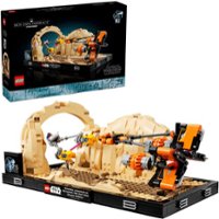 LEGO - Star Wars Mos Espa Podrace Diorama Build and Display Set 75380 - Front_Zoom