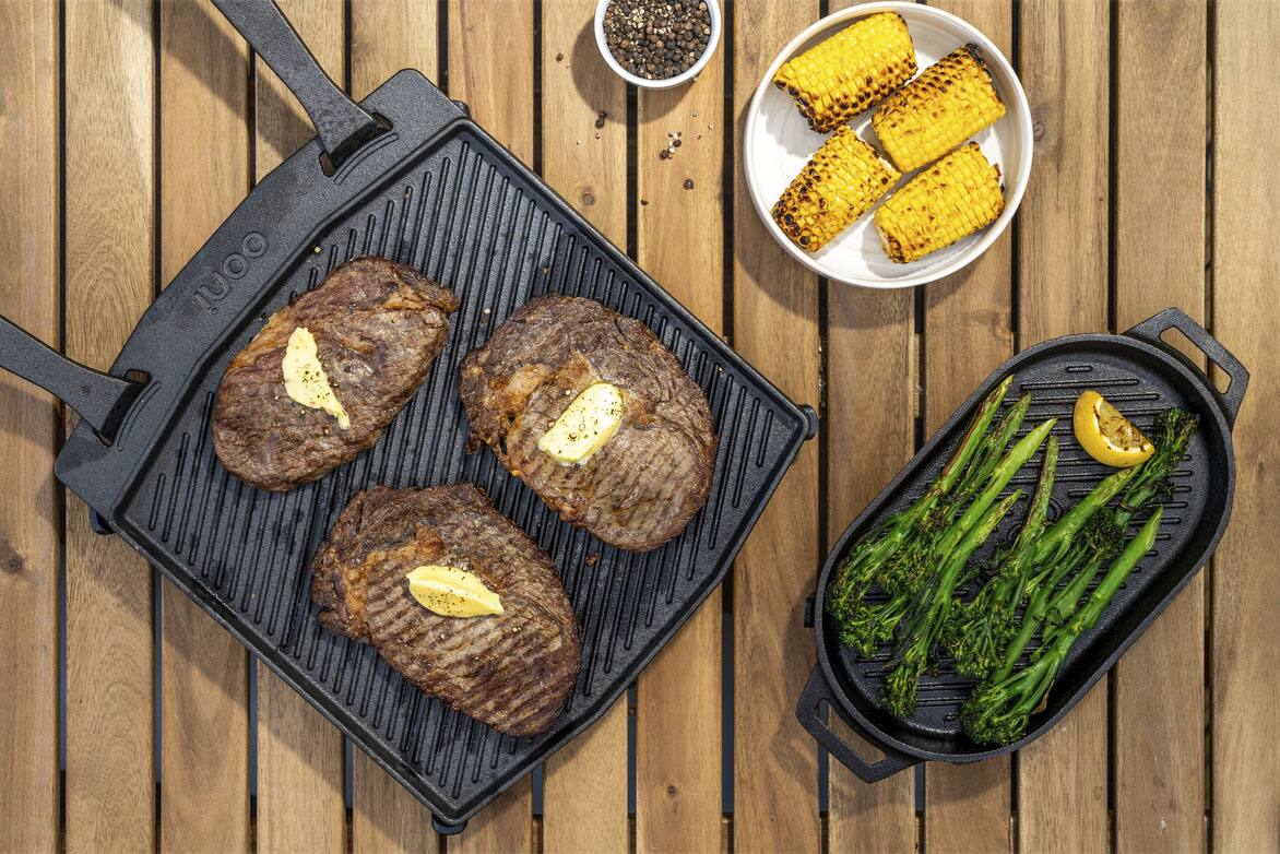 Alt View 21. Ooni - Dual-sided Grizzler Plate - black.